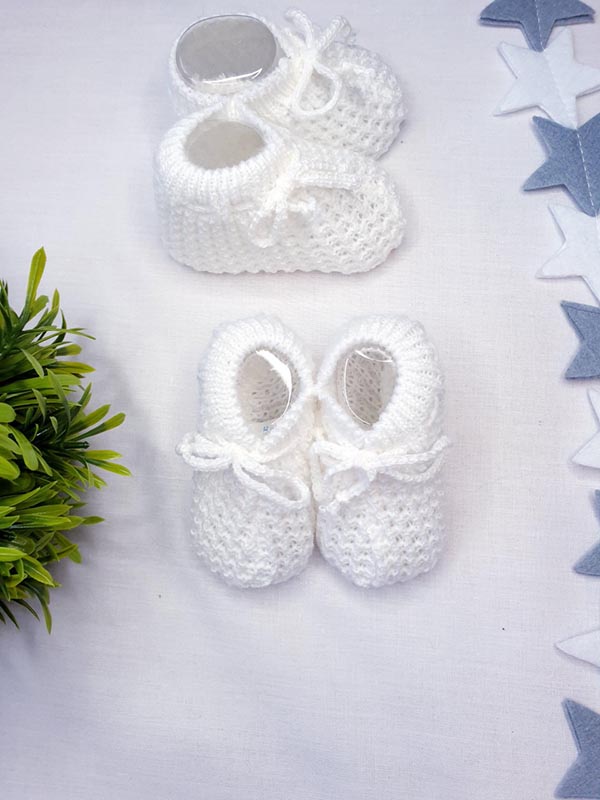 White knitted booties