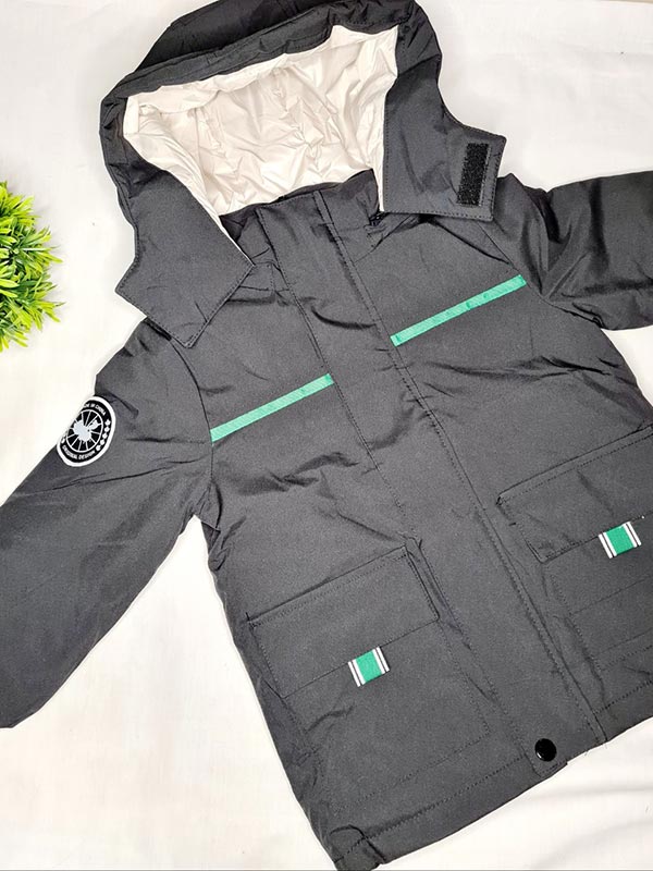 Boys hooded cargo down jacket